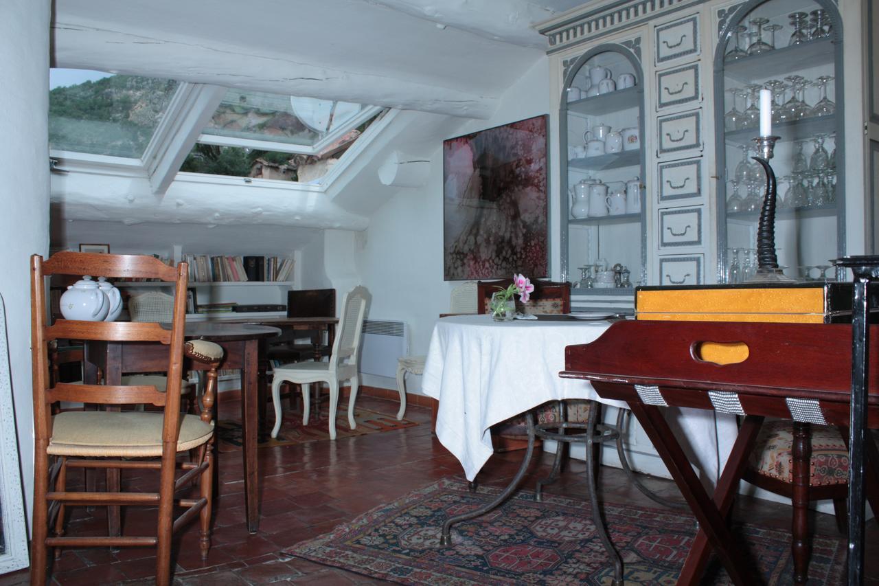 Bed and Breakfast La Bouscatiere Мустье-Сент-Мари Экстерьер фото